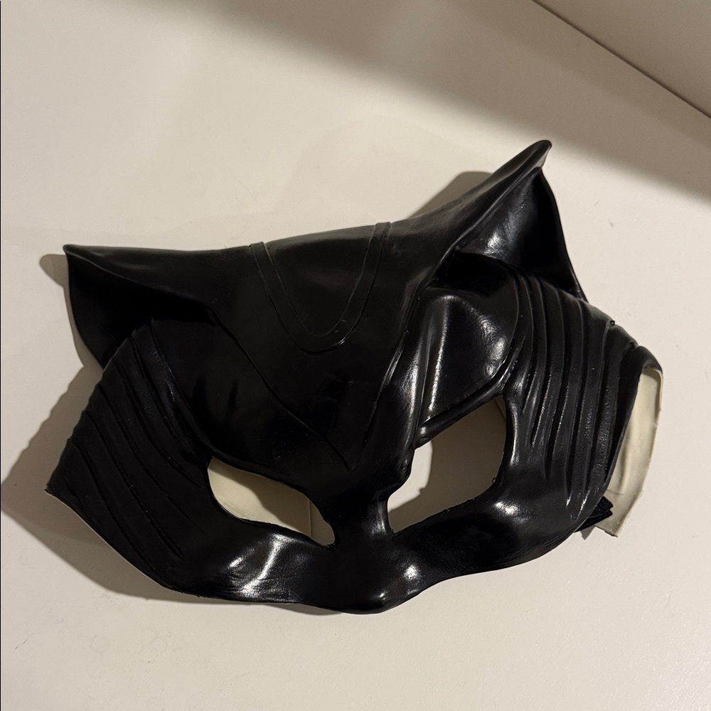 FREE WITH PURCHASE Catwoman Mask